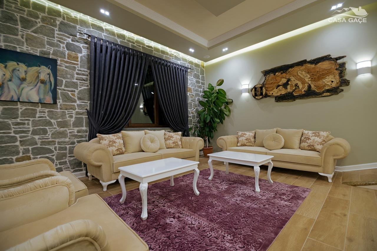 Casa Gace Hotel Korce Bagian luar foto