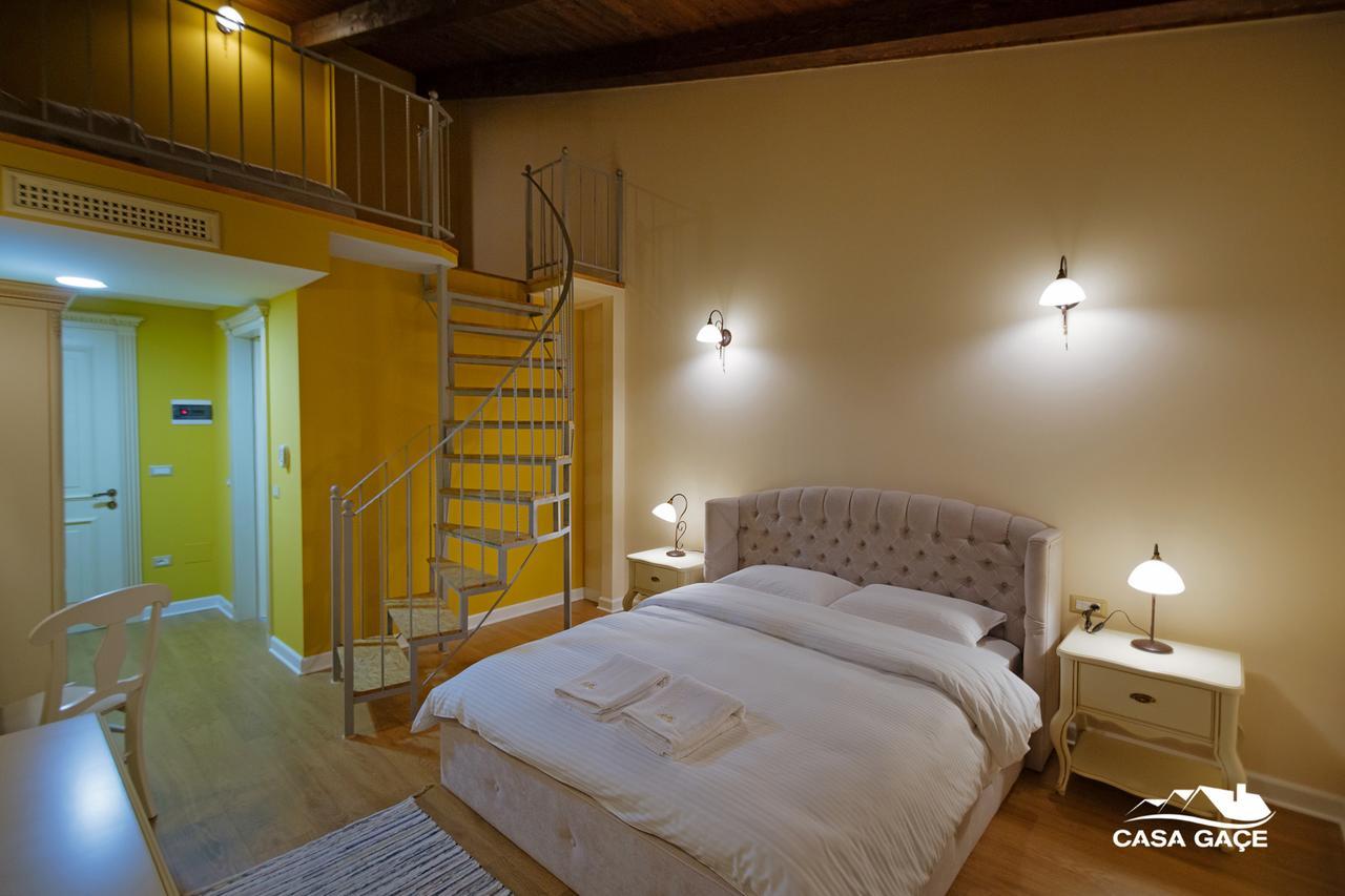 Casa Gace Hotel Korce Bagian luar foto