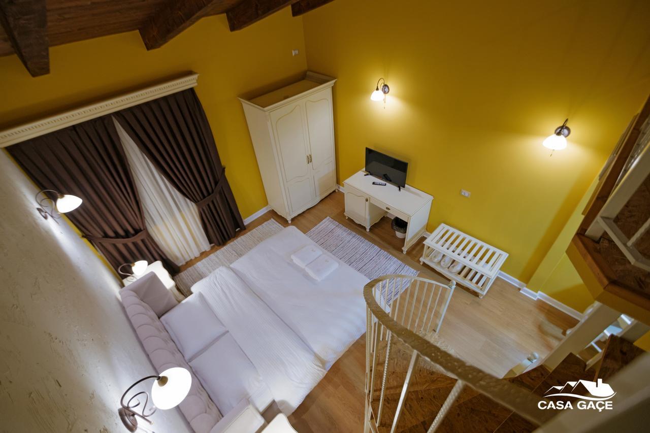 Casa Gace Hotel Korce Bagian luar foto
