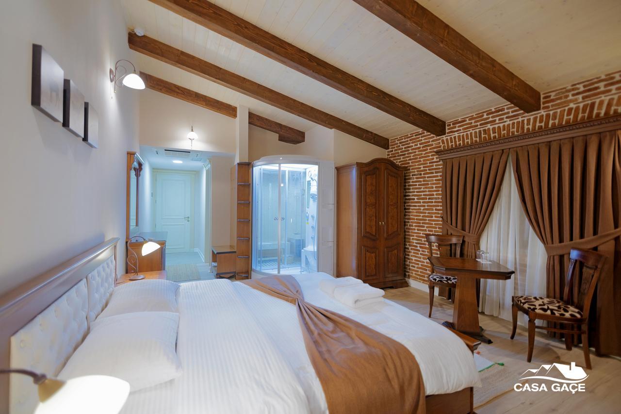 Casa Gace Hotel Korce Bagian luar foto